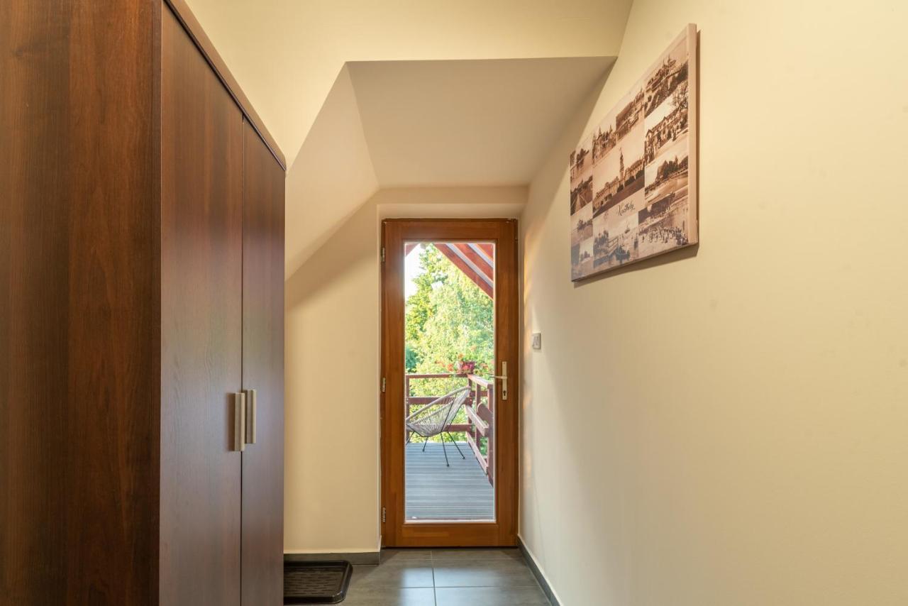 Buzavirag Apartman Keszthely Ngoại thất bức ảnh